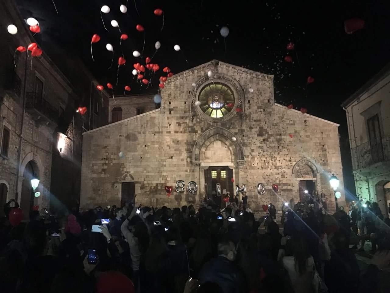 Dormire Nel Borgo Bovino Zewnętrze zdjęcie